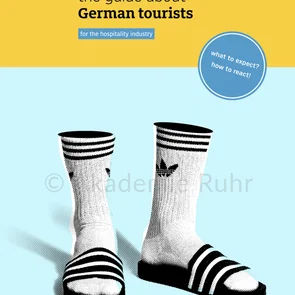 Der Akademie Ruhr Mappenvorbereitungskurs Gestaltung ist für alle gedacht, die sich für einen kreativen Studiengang interessieren. Schritt für Schritt lernst du ein gutes Plakat zu gestalten.