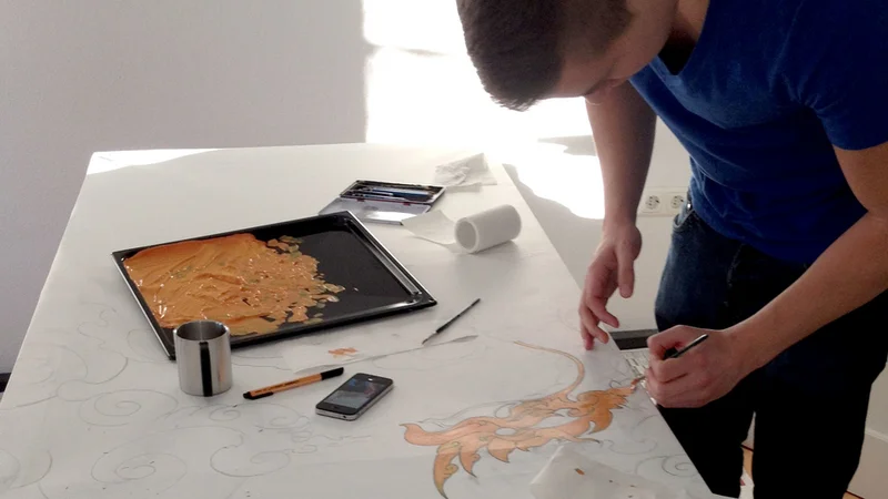 Lucas hat sich nach dem er unseren Mappenkurs Produktdesign besucht hat erfolgreich an der FH München beworben. Lies, wie er seine Bewerbung beschreibt.