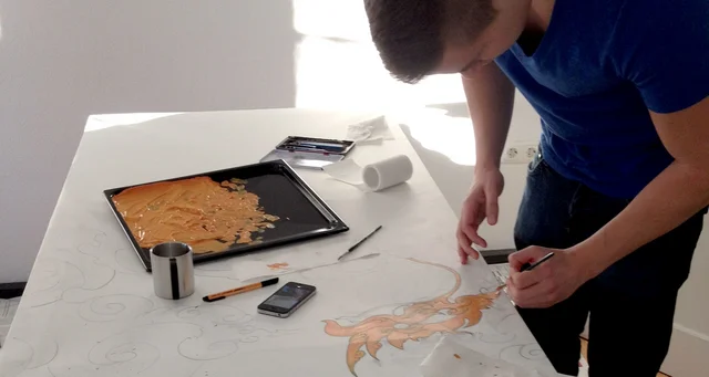 Lucas hat sich nach dem er unseren Mappenkurs Produktdesign besucht hat erfolgreich an der FH München beworben. Lies, wie er seine Bewerbung beschreibt.