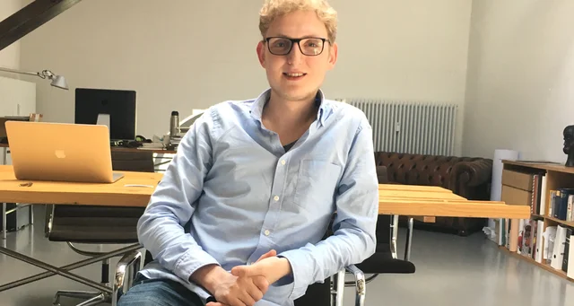 Laurens hat mit seinem Store-Concept und seiner Retail-Design-Mappe die Professoren überzeugt. Lies wir er es geschafft hat.