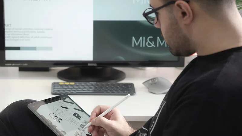 Was steckt hinter dem Studiengang Kommunikationsdesign? Wir erklären es dir.