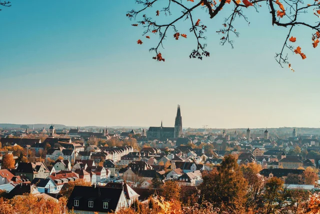 Du willst Industrial Design studieren an der OTH Regensburg? Im Mappenkurs Industrial Design erstellen wir deine Mappe Industrial Design mit dir.