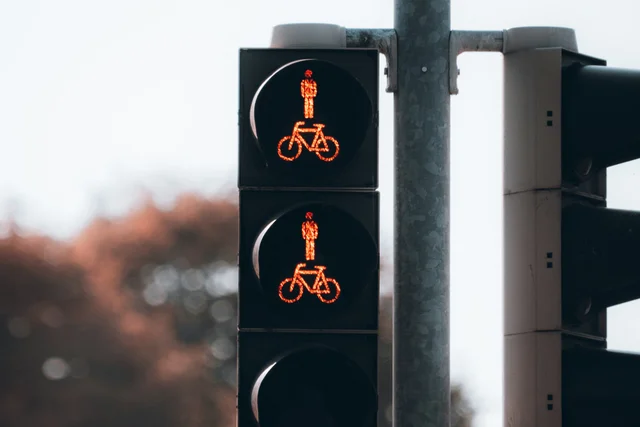 Im Mappenkurs bereiten wir mit dir deine perfekte Bewerbungsmappe Kommunikationsdesign vor