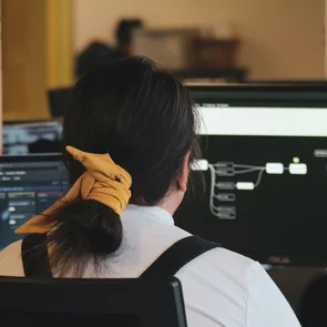 Übergreifendes denken gehört zu einer guten Digital Environments Bewerbungsmappe dazu. Überzeuge z.B. mit Raumlösungen oder Architekturprojekten