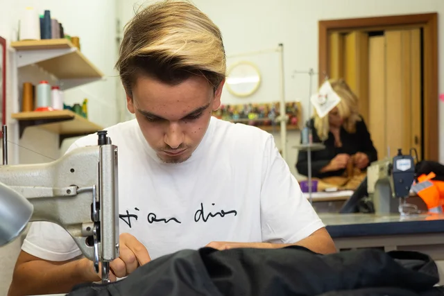 Mit unserem Mappenkurs Mode Design ins Studium