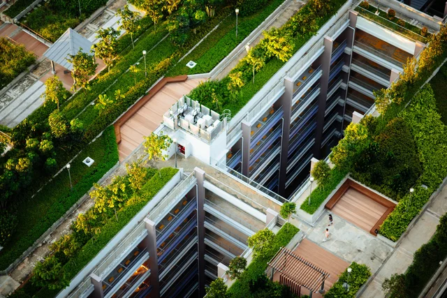 Du möchtest Architektur Green Building studieren in Wien? Im Mappenkurs Architektur Green Building entwickeln wir deine perfekte Bewerbungsmappe.