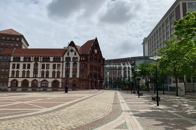 Bereite dich auf das Kunst Lehramt Studium in Dortmund vor.