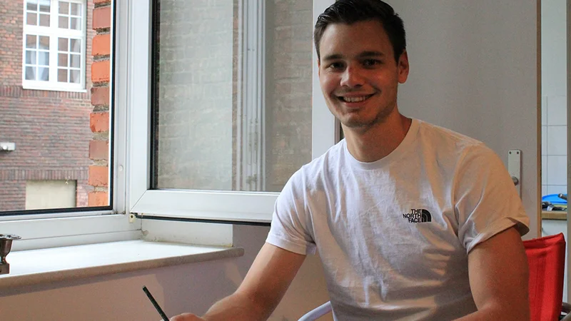 Nach unserem Mappenkurs Produktdesign hat Baptiste sein Studium in Berlin begonnen. 