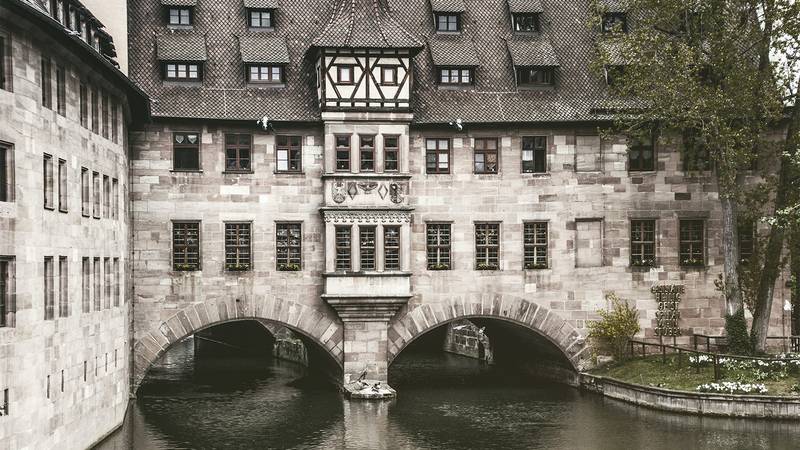 Du möchtest Architektur studieren in Nürnberg, an der TH Nürnberg? Bereite dich im Mappenkurs Architektur vor.